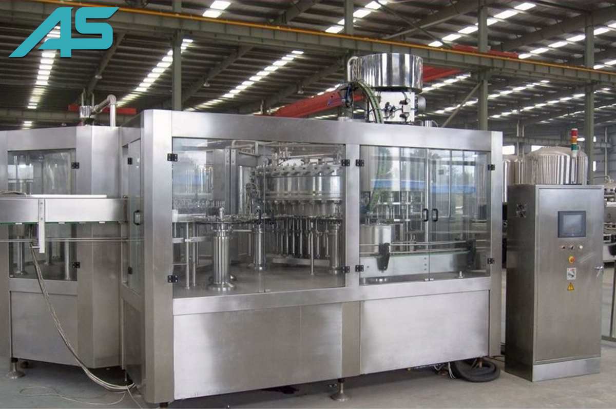 易拉罐含氣飲料灌裝機(jī)